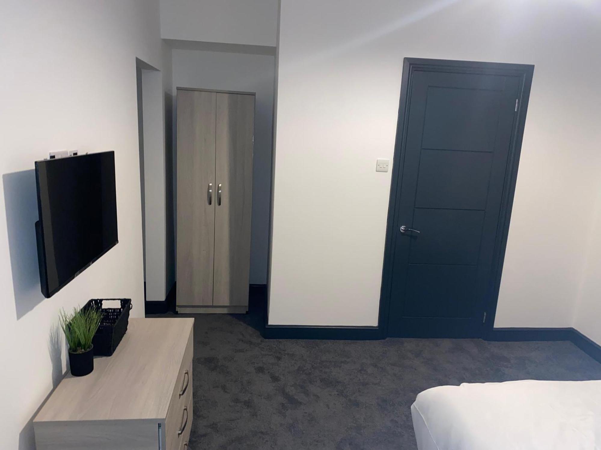 Houghton Guest House 2 Stoke-on-Trent 外观 照片