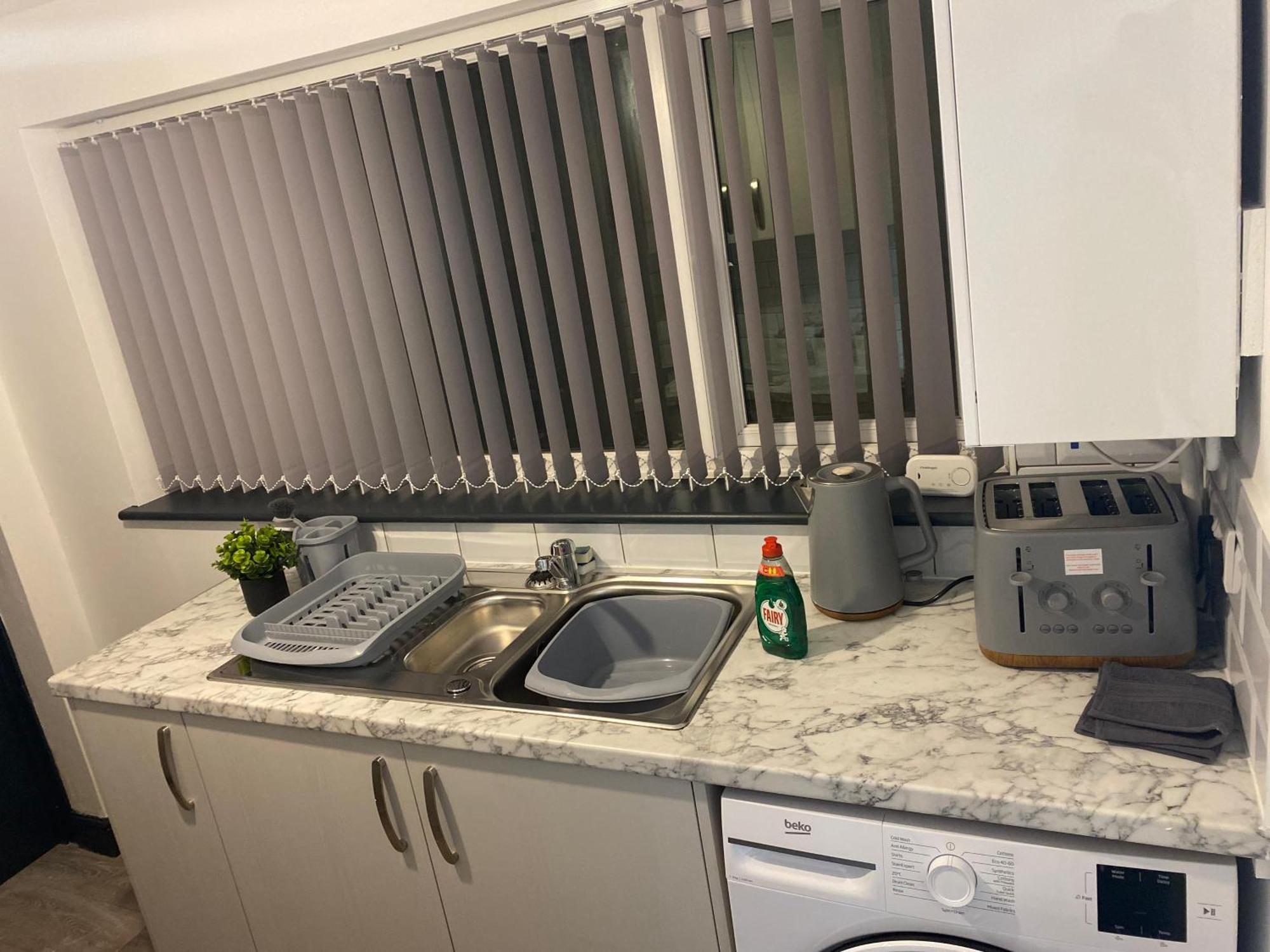 Houghton Guest House 2 Stoke-on-Trent 外观 照片