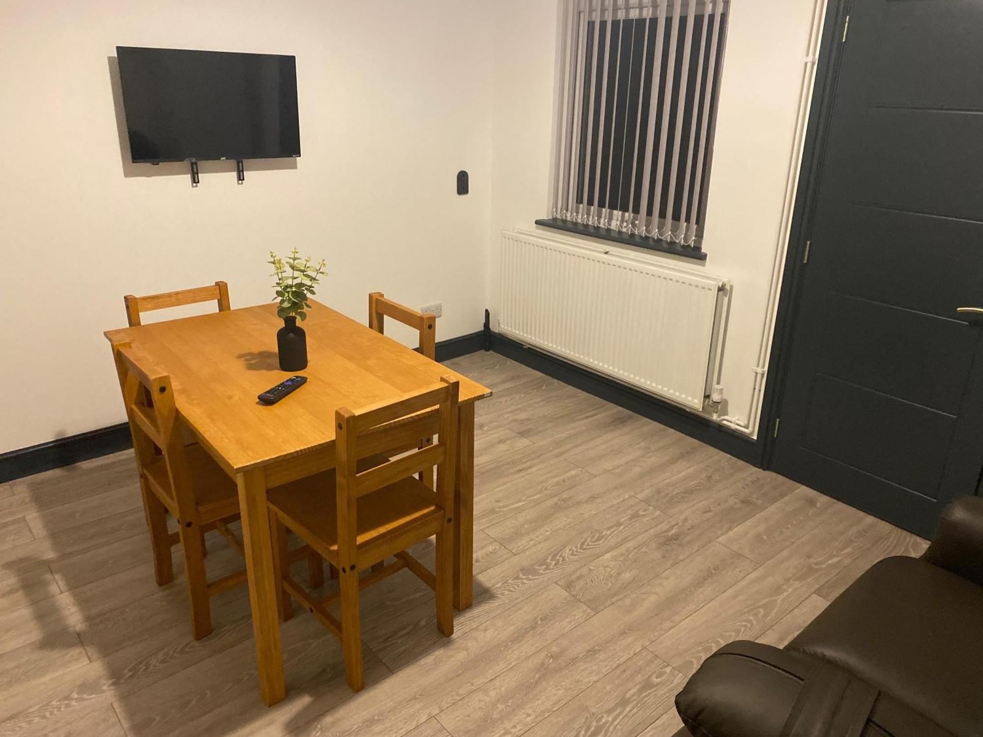 Houghton Guest House 2 Stoke-on-Trent 外观 照片